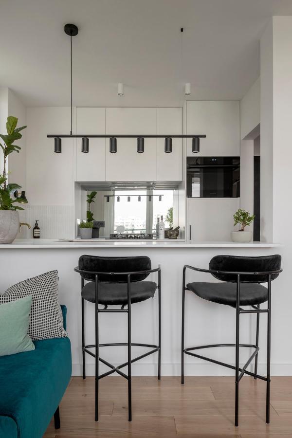 Stylowy Apartament Przy Metrze Varšava Exteriér fotografie