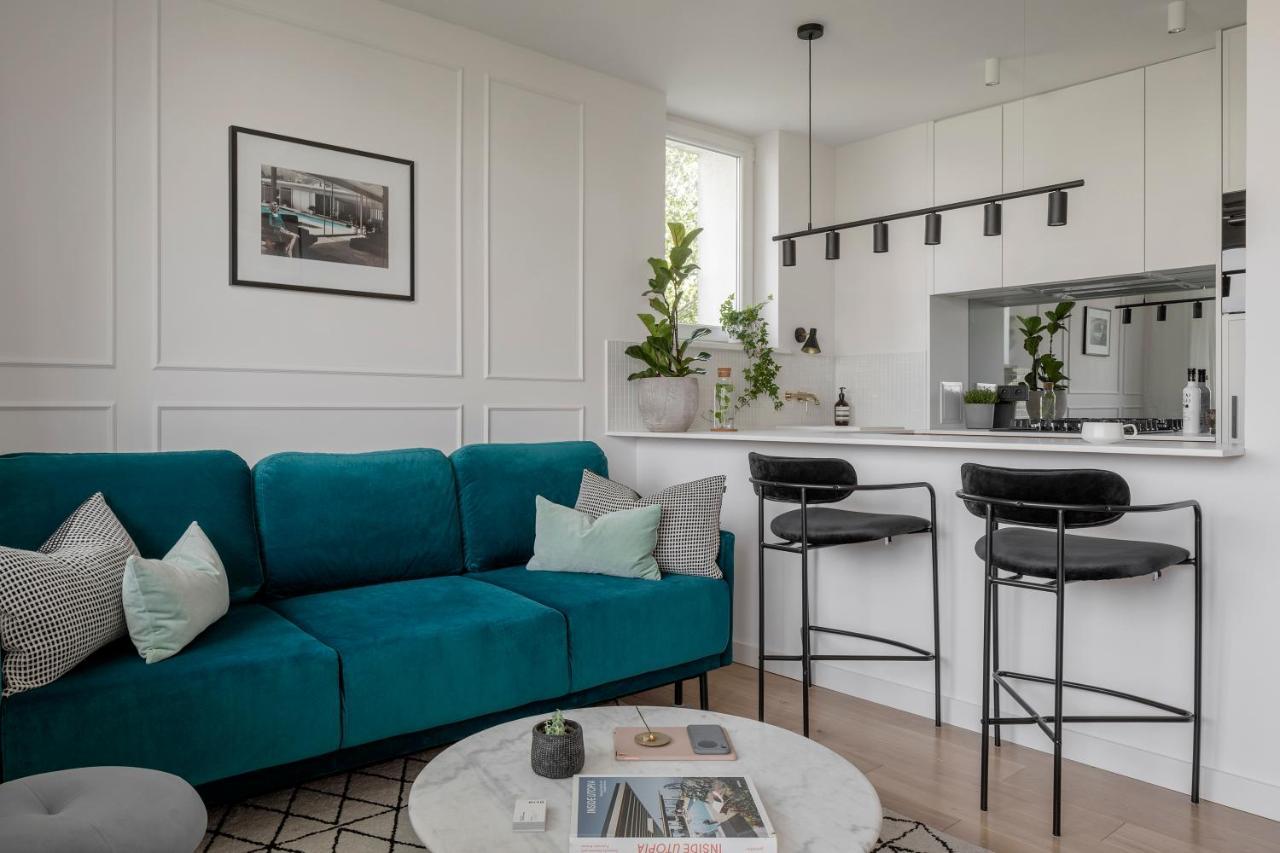 Stylowy Apartament Przy Metrze Varšava Exteriér fotografie