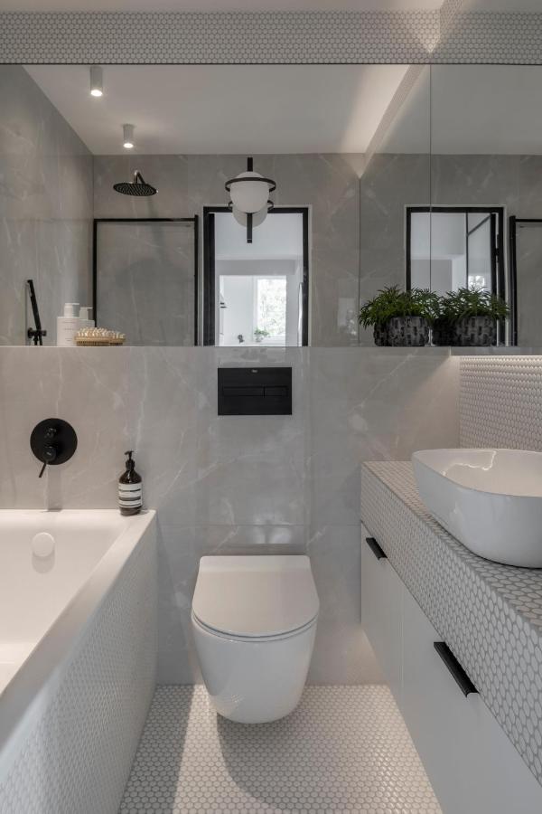 Stylowy Apartament Przy Metrze Varšava Exteriér fotografie