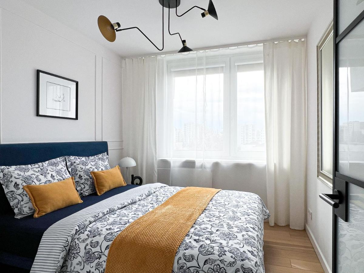 Stylowy Apartament Przy Metrze Varšava Exteriér fotografie