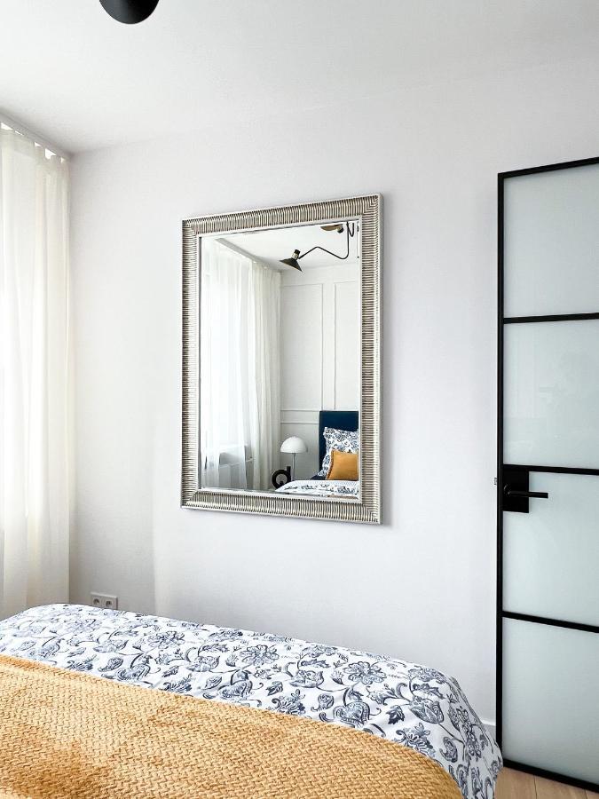 Stylowy Apartament Przy Metrze Varšava Exteriér fotografie